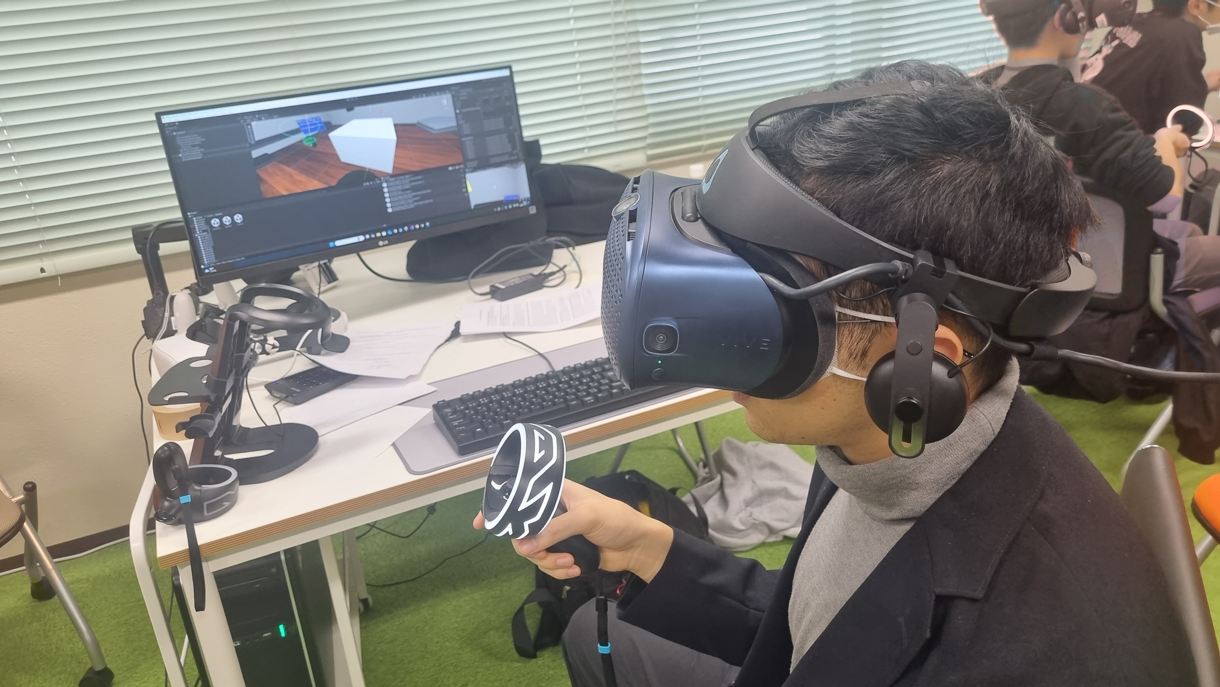 Rotational Feedback Manipulation in Immersive VR